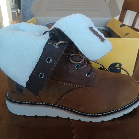 Carhartt Women's Sz 9.5 Waterproof Sherpa Lined Fold Down Winter Wedge Boot - Picture 1 of 10